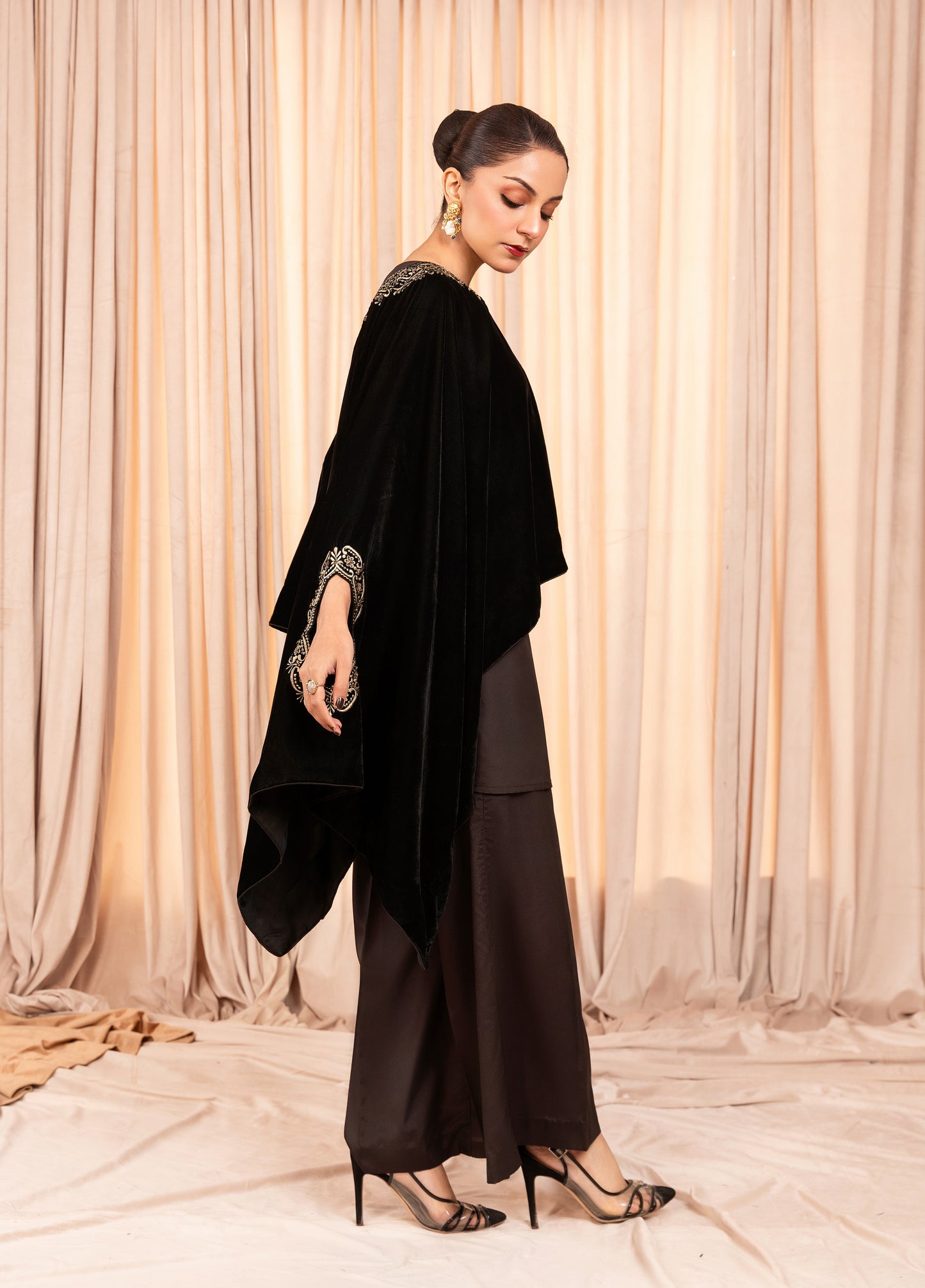 Aylin Whisper Shawl Shirt