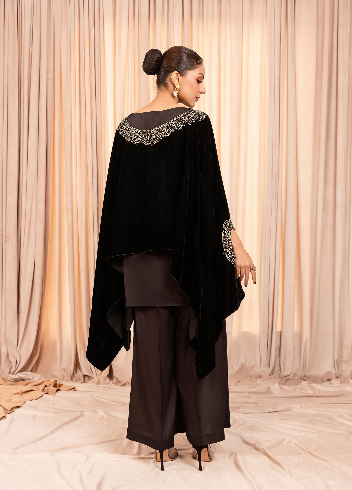 Aylin Whisper Shawl Shirt
