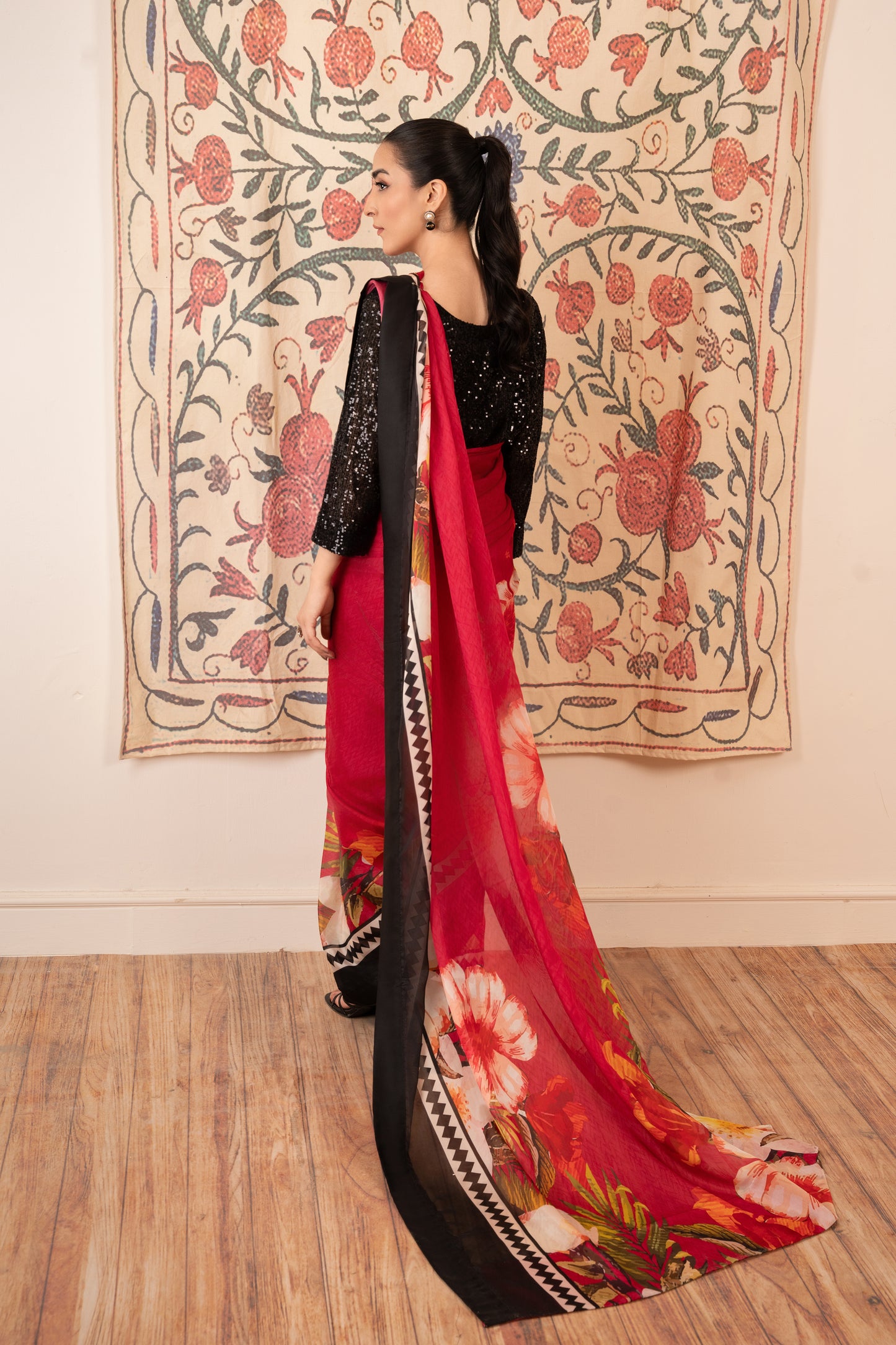 Maroon/Black Sari